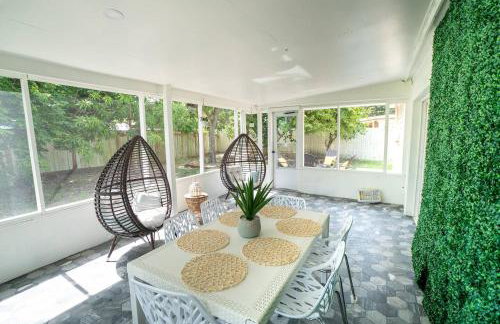 Tranquil and Sunny 4BR Getaway Home - Foto 3