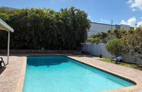 Luxury Pool Retreat Sleep 17 Near Beach - Foto 12