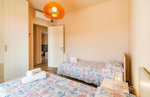 Beautiful Home In Puegnago Sul Garda - Foto 20