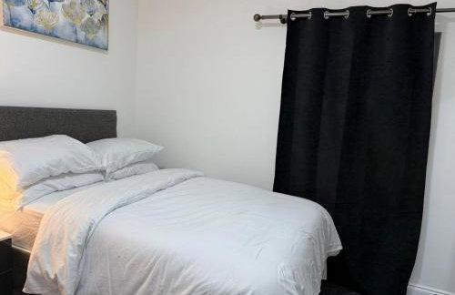 Cosy Six Bedroom House in Bedford Town - Foto 17