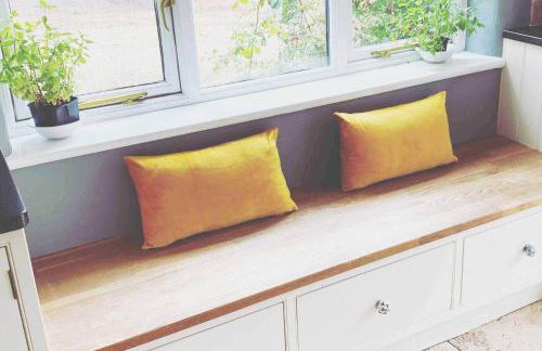 5-Bed Home - Sleeps 12 Pool Garden & Play Area - Foto 17