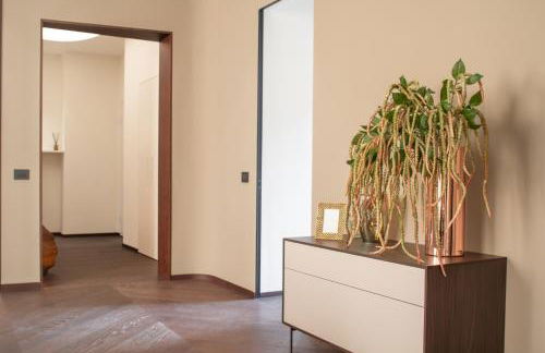 Sant'Ambrogio Luxury Apartment R&R - Photo 36