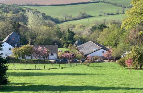 Malt-Barn Conversion, with access to Pool & Hot Tub-at Fox Valley Cottages - Foto 33