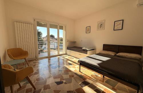 Family 3-Bedroom Apartment near MXP & Lake Maggiore - Parking - Foto 31
