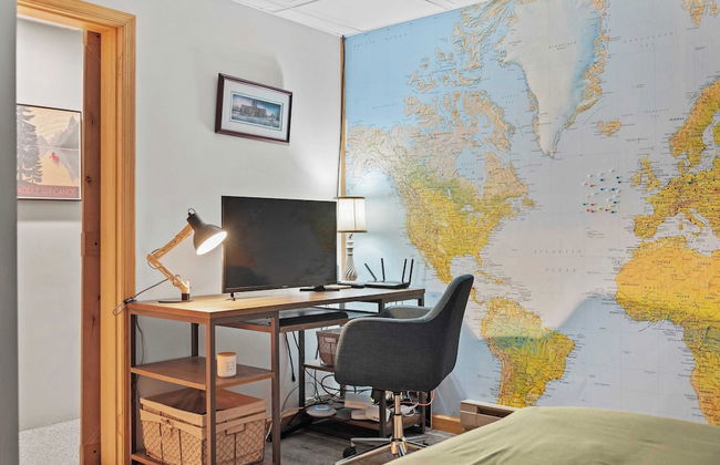 Waterside Haven by Avantstay Lakefront, Hot Tub, Game Room, Fire Pit - Photo 30