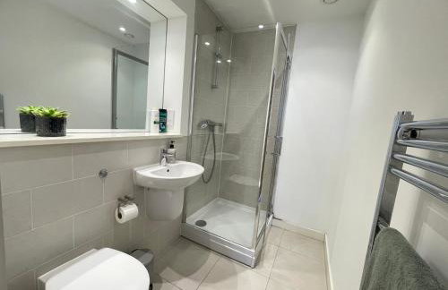 Modern & Cosy Apartment With Balcony, Near Media City Centre & Old Trafford Stadium - Foto 9