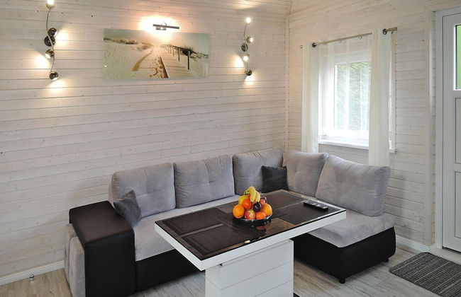 A Comfortable Holiday Home With a Swimming Pool and Jacuzzi in Miedzywodzie - Photo 7