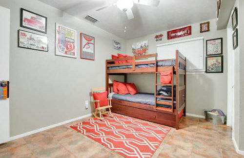 Walk to ATandT - Dallas Stadium! Family Gem with Patio - Photo 21