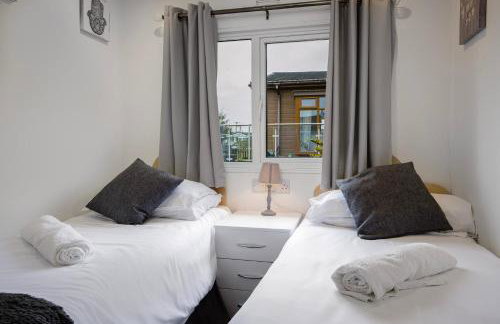 Tranquil Lodge with river views - Foto 16