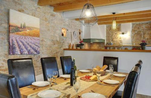 Villa in minj with Private Pool and Nature - Foto 3