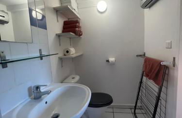 Studio Menthe-Clim-Terrain de pétanque-Piscine collective - Foto 16