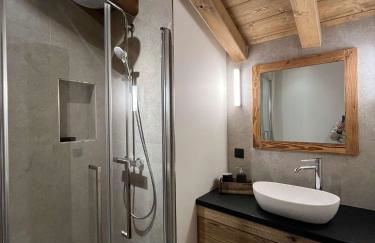 Les Hirondelles de Bellevue - spacieux logement avec cheminée - Foto 21