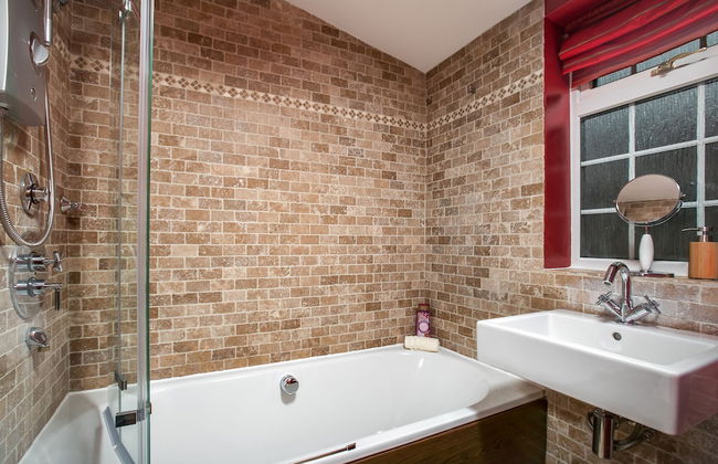 Charming Victorian Cottage - Foto 15