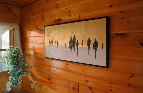 Luxury Cabin with Heated Pool, Hot-Tub & Deluxe Outdoors - Photo 7