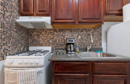 2BD Manhattan Valley Hideaway - Photo 2