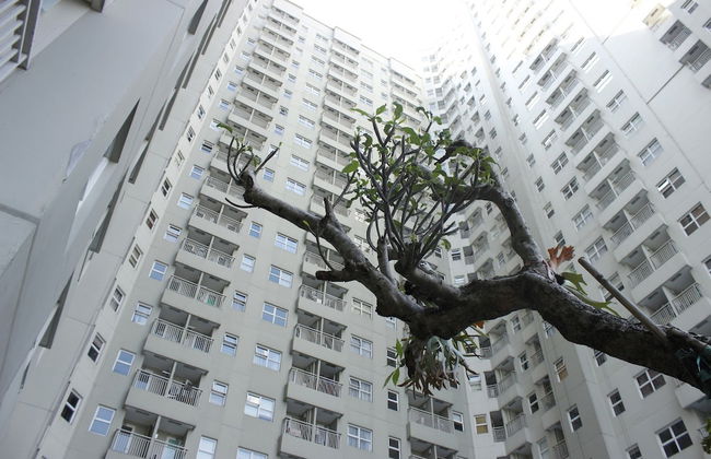 Direct Access to Pool 2BR Apartment at Parahyangan Residence - Foto 41