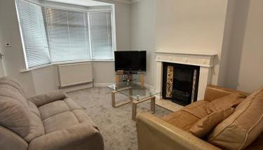 2Bed Contractor & Family Stay Kingswinford DY6 - Foto 2