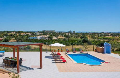 Villa Nincha - Heated Pool - Free wi-fi - Air Con - Foto 17