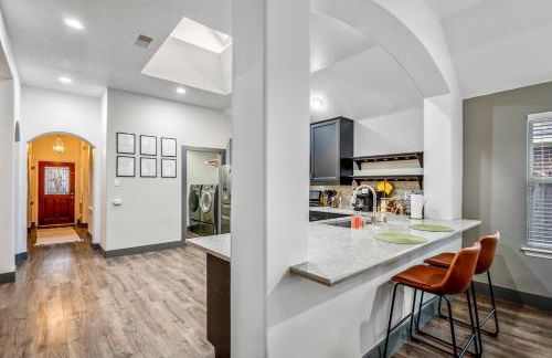 Cypress Gem, Cozy, Central & Pet-Friendly Retreat - Foto 20