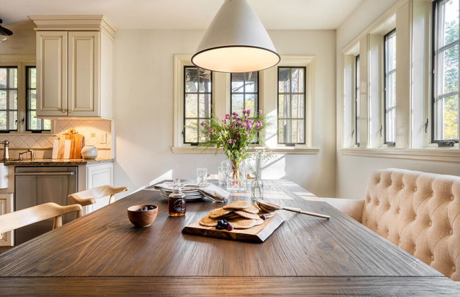 Cortland by Avantstay Charming Heritage Estate w Private Lake Pool - Foto 6