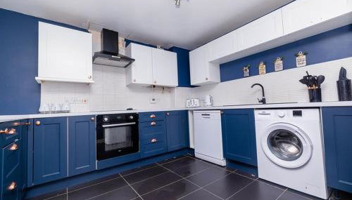 Chepstow Haven - Photo 5, stove, dishwasher