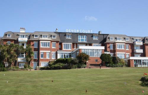 Devoncourt Monthly Rentals - Photo 8