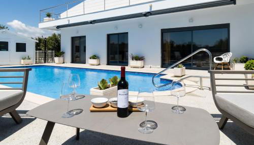 CASA CHLOE - Photo 3