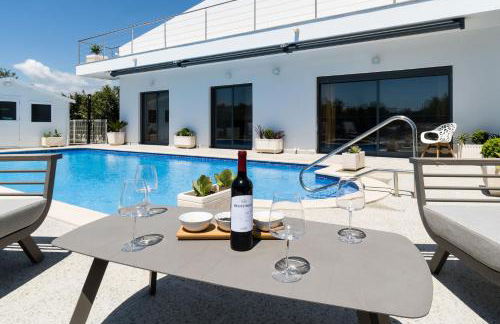 CASA CHLOE - Photo 3