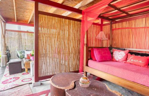 THE MAGICAL LAVA TEMPLE with EPIC Volcano Views! - Foto 28