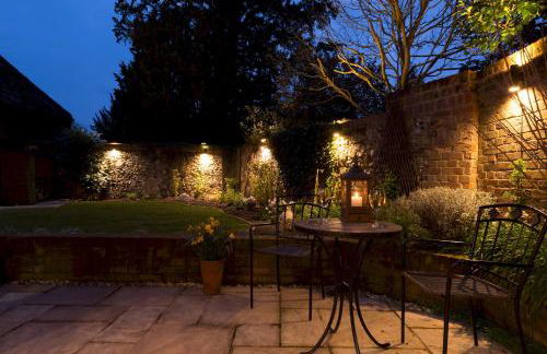 Miller Cottage a luxury 1550's cottage in the Historic centre of Saffron Walden - Foto 12