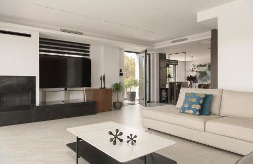 The Aqua Villa - Photo 13