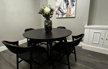 Central Near Hospital 2 Bedroom - Sleeps 4 - Self Check In - Fully Furnished - Foto 21