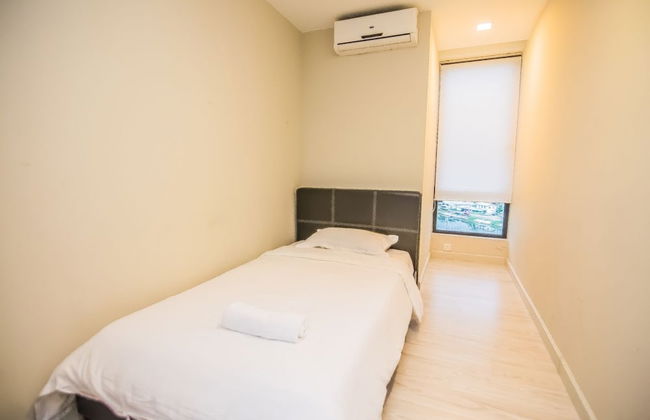 Marina Travellers Suite SKY Karamunsing - Photo 6