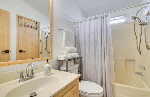 5 Mi to River Topock Boating and Off-Roading Oasis! - Foto 14