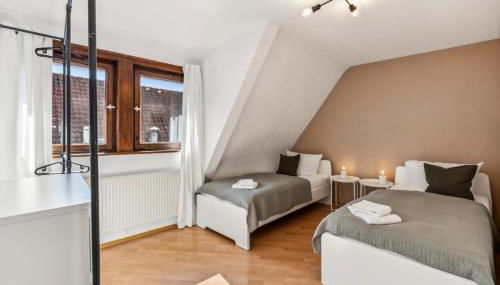 CREW BEDS - APARTMENT in Gifhorn - For 4 People - 50m2, 1x Bedroom, 4x Single Bed, Free Coffee, WiFi & Parking - 24h CHECK IN #GF01 - Foto 2