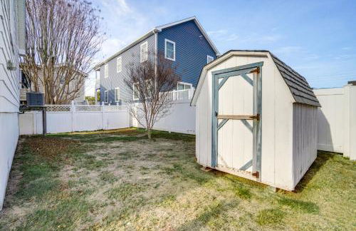 Walk to Brigantine Beach Home with BBQ and Yard - Foto 21