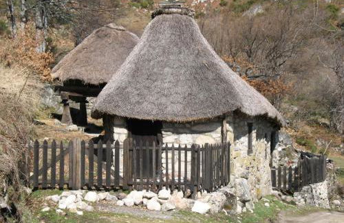 Apartamentos el Camino - Foto 16