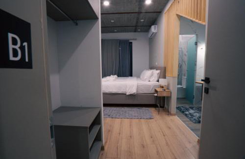 THE ROOMS - Photo 14