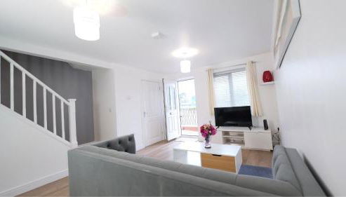 Central Getaway House with Parking, Garden, Wi-Fi - Foto 4