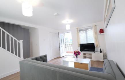 Central Getaway House with Parking, Garden, Wi-Fi - Foto 4