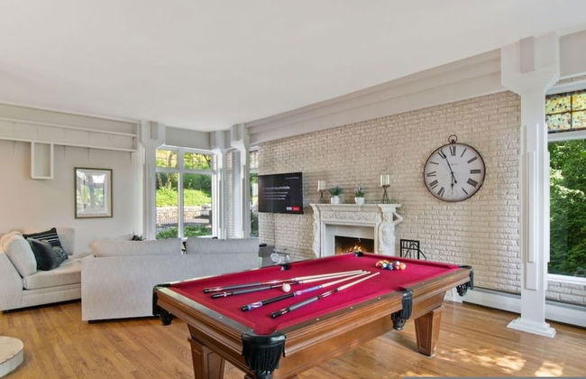 Westchester Castle Ossining - Photo 2