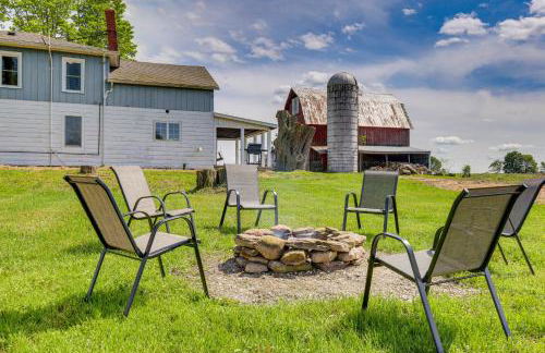 Wellsboro Farmhouse with Grill and Fire Pit! - Foto 2