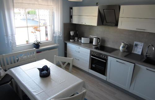 Ferienwohnung Bienwald mit Pool für 4 - 6 Personen mit 3 Schlafzimmern - Foto 9