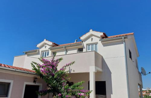 Apartments Lavanda - free parking and grill - Foto 9