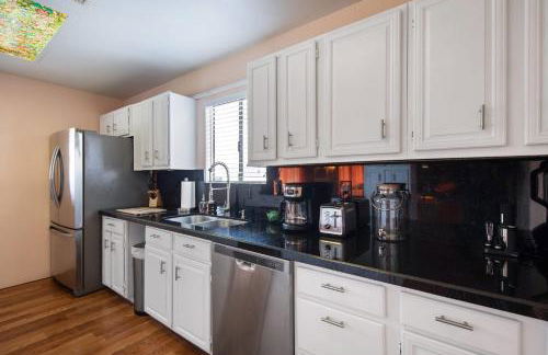 Disco House- The 70s Experience w Pool Spa - Foto 16