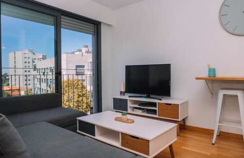 Piscina y garaje cerca del centro by CABANA Rentals - Foto 1