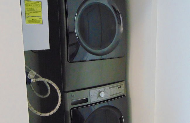 Modern Townhome Prime Location - Foto 19