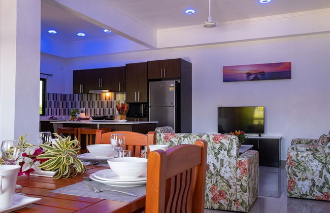 Coastal Suites - Photo 9