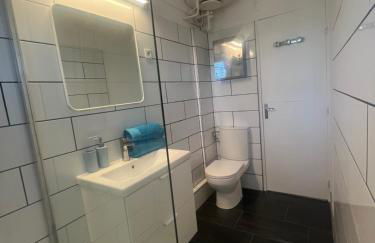 Lovely studio perfect for couples close to beach - Foto 12