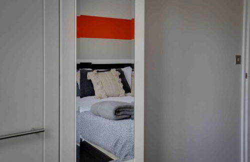 Elizabeth II Five Bedroom Spacious Home - Foto 22